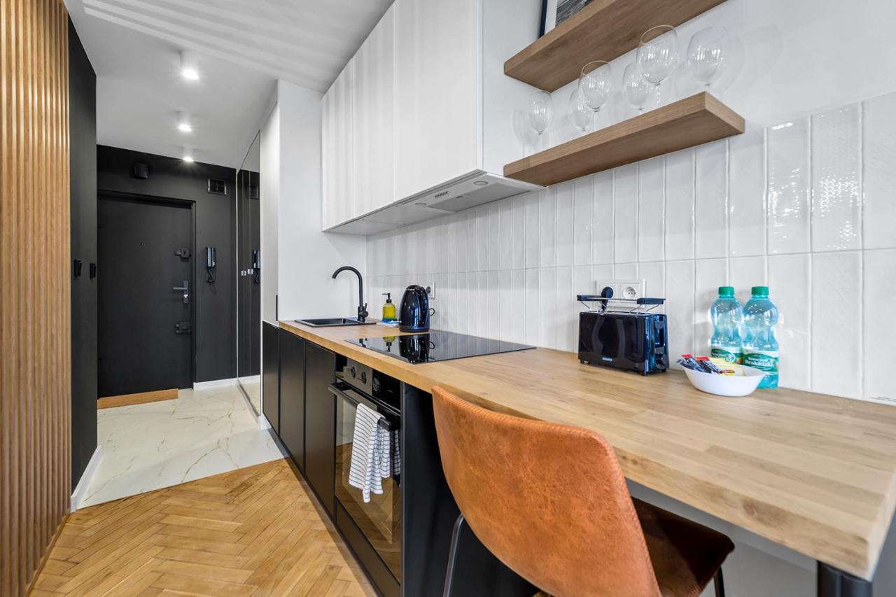Park Sady Zoliborskie Modern Apartment Варшава Экстерьер фото